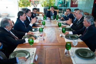 Presidente da CNA e ministros debatem temas de interesse do setor e do País